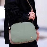 کیف اسپرت روزمره سه جیب کد 120 رنگ سبز کرم