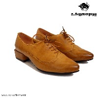 کفش اداری مجلسی پاشنه سه سانت کد224رنگ عسلی سایز38