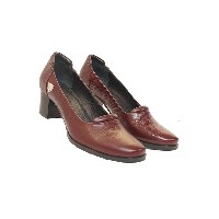 کفش اداری مجلسی پاشنه سه سانت کد1301رنگ زرشکی سایز40